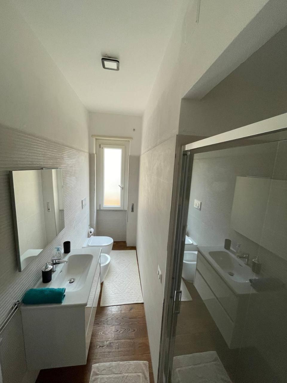 T-Rooms กาญารี ภายนอก รูปภาพ